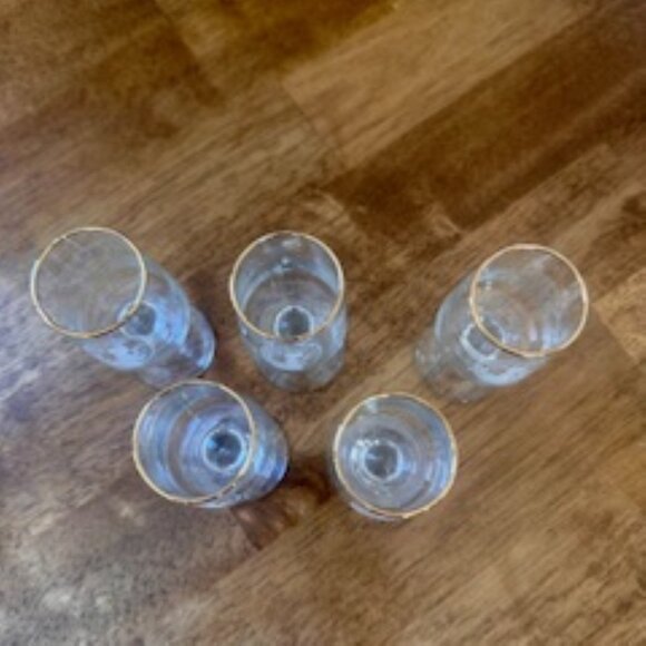 Set of 5 Vintage Etched Girl Motif Stemmed Sherry & Port Glasses with Gold Trim - Picture 5 of 6